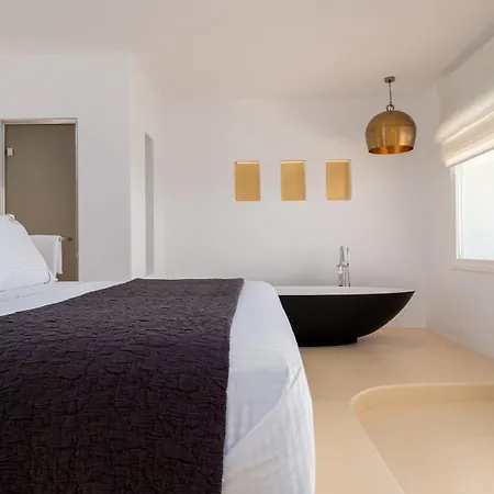 Utopia Suites By Anna Platanou *