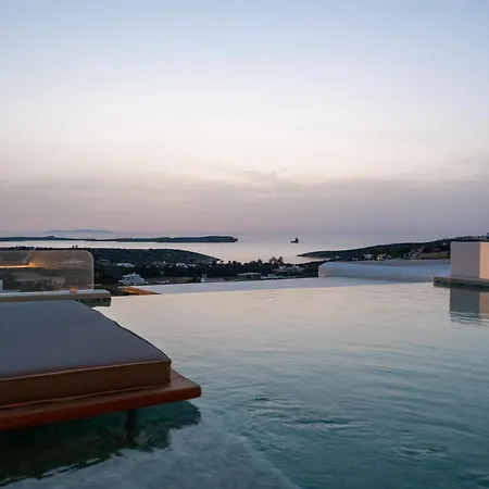 Hotel Utopia Suites By Anna Platanou *