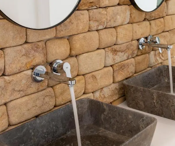 Szálloda Utopia By Anna Platanou *