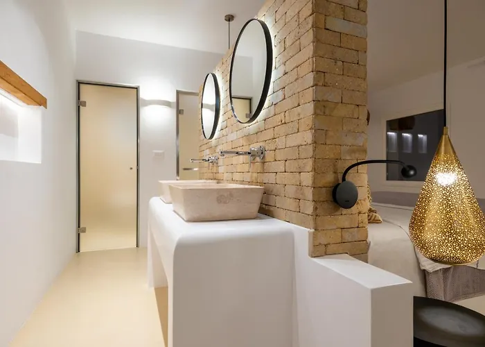 Utopia By Anna Platanou * Ajía Iríni Páru